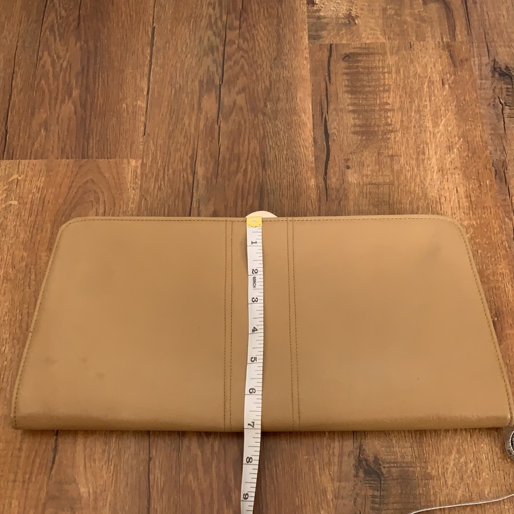 Vintage Leather Adolf Clutch - Picture 7 of 7